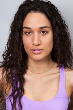 Alana-Ashley Marques interpreta Marisol