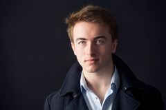 Max Cazier interpreta Young Man