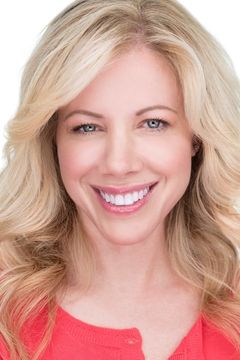 Stacey Alyse Cohen interpreta Theatre Goer #1