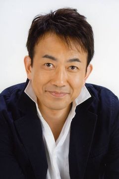 Toshihiko Seki interpreta Fejto