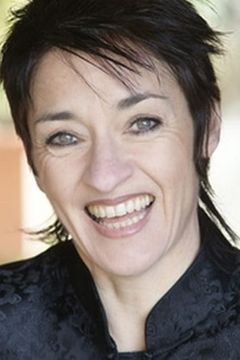 Bianca Elton Ara interpreta Charlotte