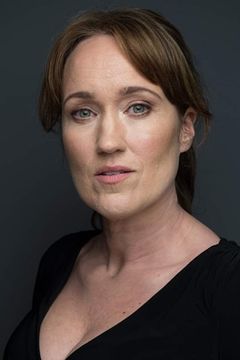 Susanne Hörnquist interpreta Security Service Agent