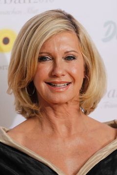Olivia Newton-John interpreta Barbara Ramme