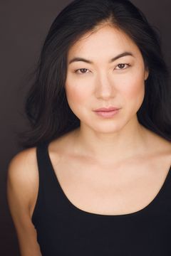 Erica Cho interpreta Dr. Vogt