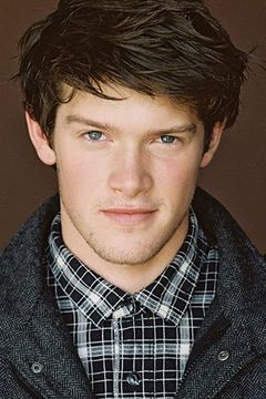 Alex MacNicoll interpreta Sam Fontaine