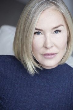 Elizabeth Harpur interpreta Congregation