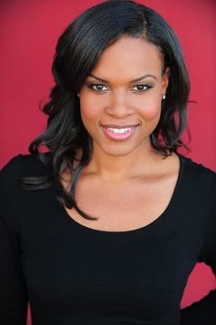 Nefetari Spencer interpreta Pundit
