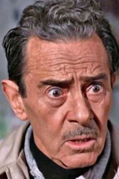 Charles Wagenheim interpreta Freighter