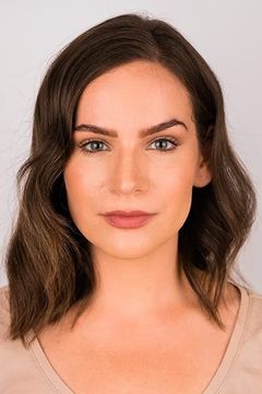 Brooke Palsson interpreta Rachel Richards