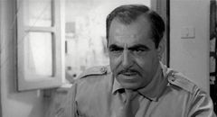 Oreste Palella interpreta Membro del PCI