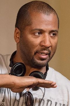 Malcolm D. Lee interpreta Emcee