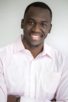 Blondy Baruti interpreta Huhtar