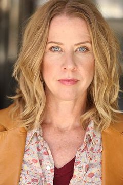 Rebecca Avery interpreta Angry Man's Wife