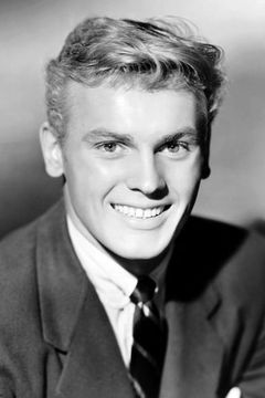 Tab Hunter interpreta Mr. Stuart