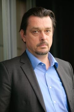Hary Prinz interpreta Denisov