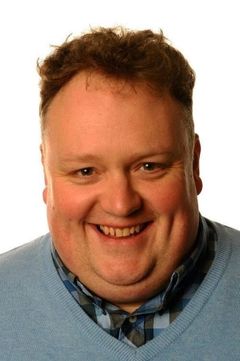 Mike Goodenough interpreta Lawrence