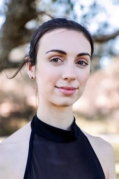 Jiselle Henderkott interpreta Sandrine (jeune)