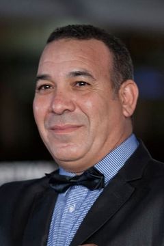 Driss Roukhe interpreta Bahi