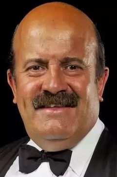 Willie Thorne interpreta Himself, Party Guest