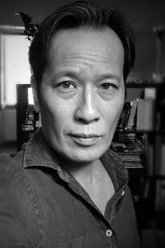 Eric Nguyen interpreta Mung