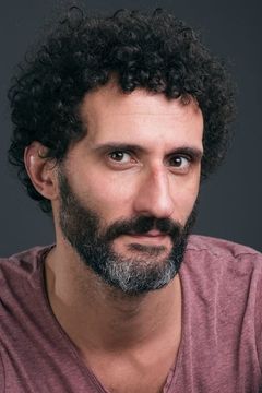 Nuno Preto interpreta Cliente