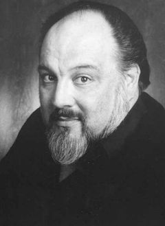 Walter Williamson interpreta Archbishop