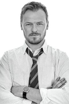 Paul Reid interpreta Ed