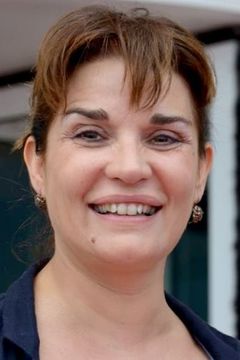 Christine Citti interpreta Hélène