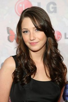 Natalie Dreyfuss interpreta Emily Chandler