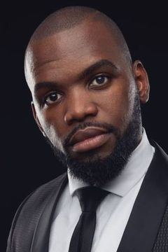 Sivuyile Ngesi interpreta DJ Zubair Khumalo