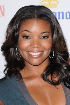 Gabrielle Union interpreta No. 3 - Cultural Officer