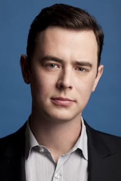 Colin Hanks interpreta Alex