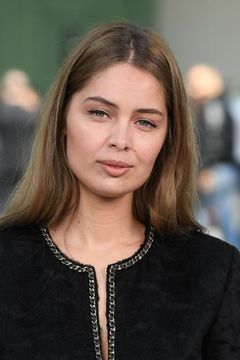 Marie-Ange Casta interpreta Annabelle