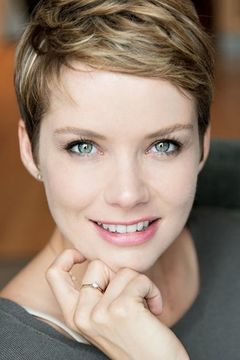 Andrea Osvart interpreta Rose Anderson