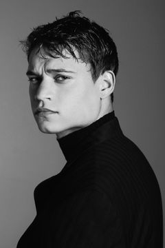 Tyriq Withers interpreta Rock