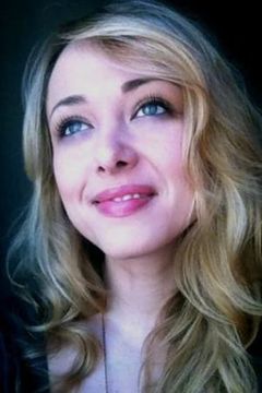 Marianna Jensen interpreta Luisa