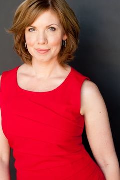 Lisa Grady interpreta Forensics Agent