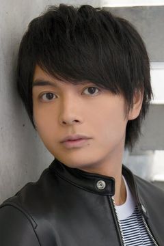 Junya Enoki interpreta Takeru Takaishi (voice)