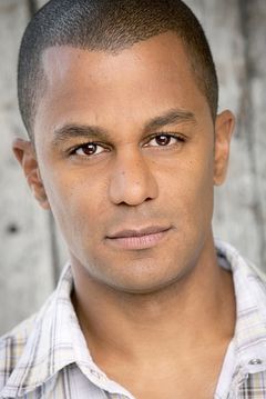 Yanic Truesdale interpreta Michel Gerard