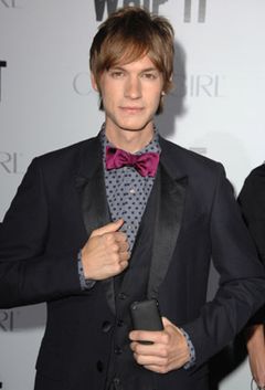 Landon Pigg interpreta Peter
