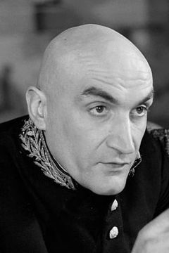 Jacques Seiler interpreta Sergent Bellec