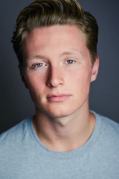 Jelle Florizoone interpreta Ward