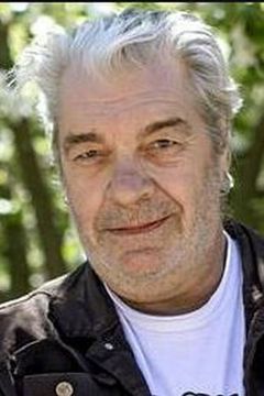 Jussi Lampi interpreta Räyskä (voice)