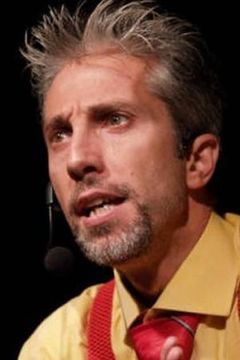 Giovanni Cangialosi interpreta Il poliziotto