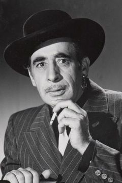 Robert Carricart interpreta Mendez
