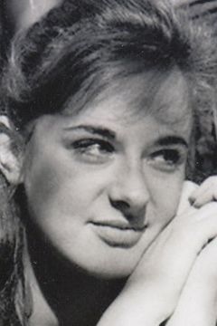 Francine Bergé interpreta Nicole