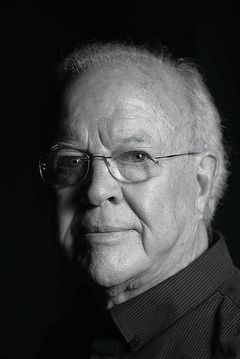 Douglas Trumbull interpreta Self