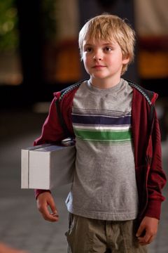Bryce Robinson interpreta Patrick (Age 7)