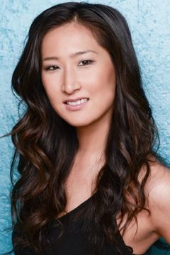 Vicki Kim interpreta Jane
