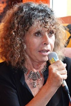 Betty Berr interpreta Sylvie